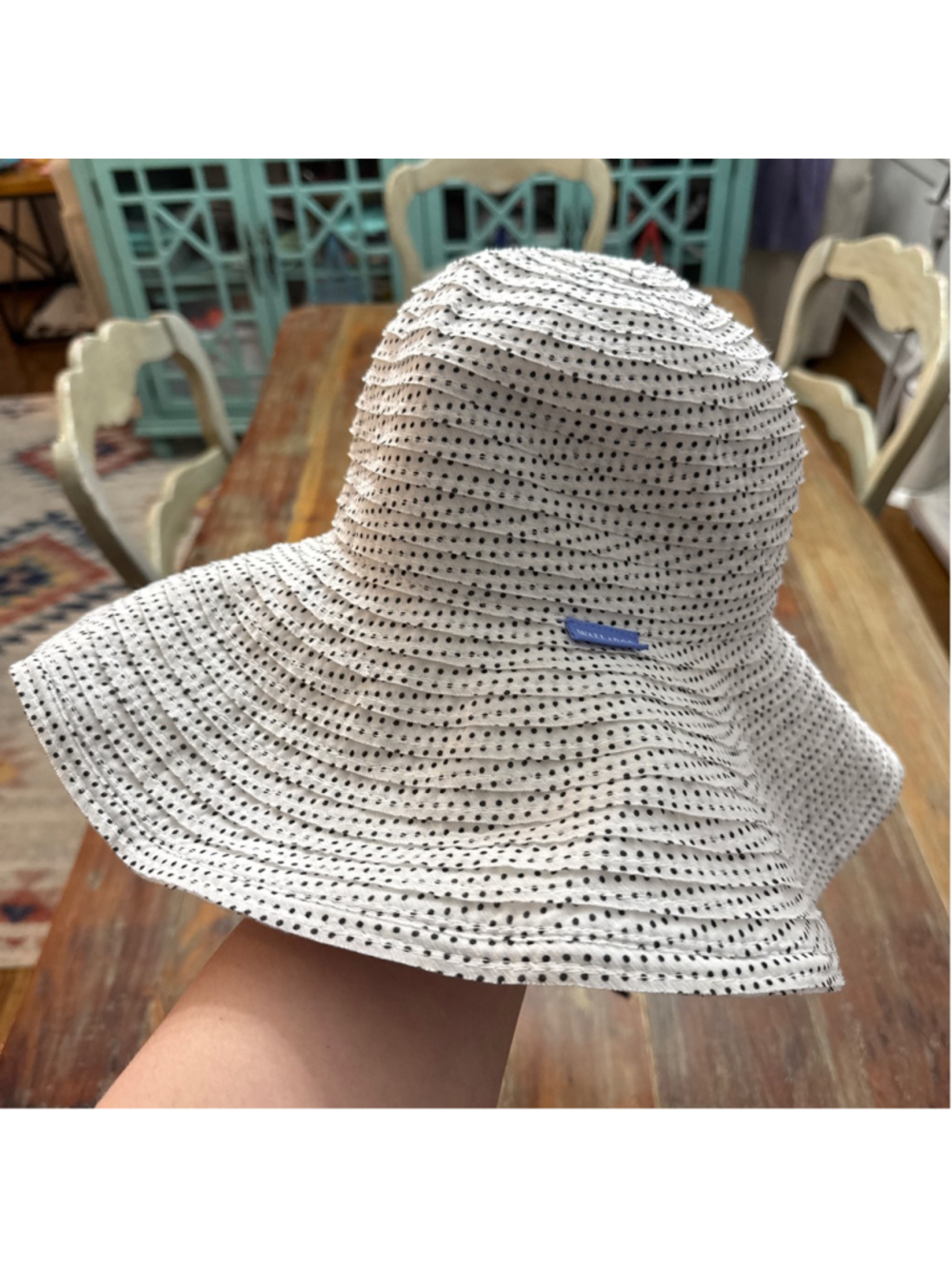 Wallaroo Hat Company Scrunchie Sun Hat Polka Dot White Black Packable UPF 50+